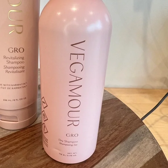NEW Vegamour Gro Shampoo, Conditioner, Massager & Dry Shampoo set - Picture 5 of 9